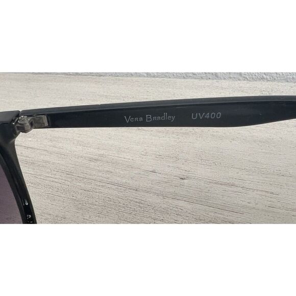 Vera Bradley Bree Sunglasses - Chrysanthemum Crush Pattern - Picture 4 of 8